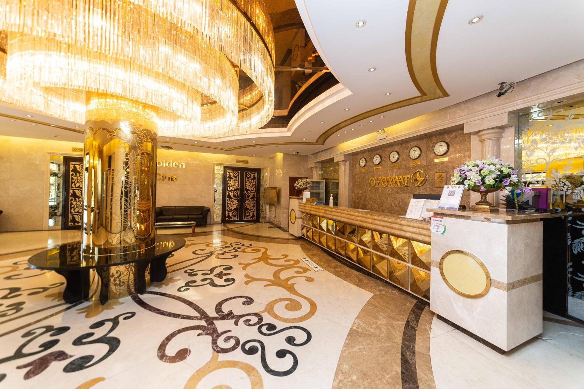 O Azamat Hotel Astana Bagian luar foto